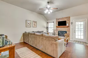 104 Fawn Ct, Weatherford, TX 76088 - Photo 7