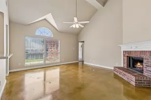 5376 Lake Chelen Dr, Fort Worth, TX 76137 - Photo 7