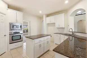 639 Silver Ridge Dr, Murphy, TX 75094 - Photo 9