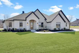 1013 Silver Sage, Weatherford, TX 76085 - Photo 1