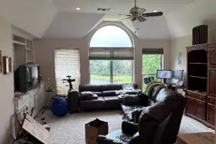 2104 Mossy Oak Dr, Irving, TX 75063 - Photo 7