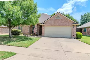6014 Brenhaven Rd, Arlington, TX 76017 - Photo 7