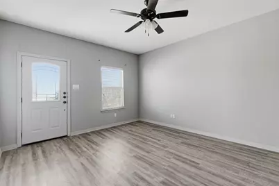 101 W Capps Street #C, Rio Vista, TX 76093 - Photo 3