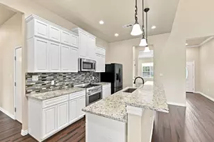 1906 Clearview Dr, Ennis, TX 75119 - Photo 9