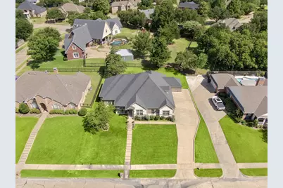 1906 Clearview Drive, Ennis, TX 75119 - Photo 29