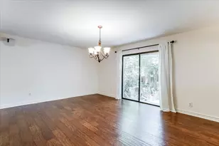 2105 Emerson Ln, Denton, TX 76209 - Photo 9