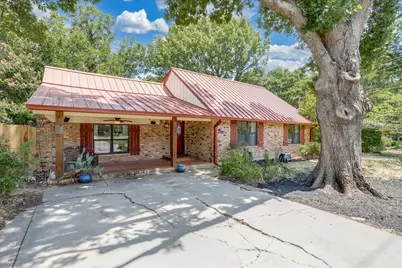 2105 Emerson Lane, Denton, TX 76209 - Photo 5