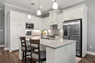 10025 Wildberry Dr, Waco, TX 76712 - Photo 9