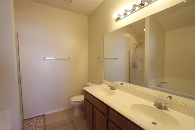 1810 Bayfront Drive, Dallas, TX 75051 - Photo 7