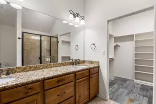 306 Knob Hill Dr, Granbury, TX 76048 - Photo 21