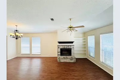 2011 Picadilly Boulevard, Mesquite, TX 75149 - Photo 3