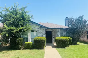 2011 Picadilly Blvd, Mesquite, TX 75149 - Photo 1