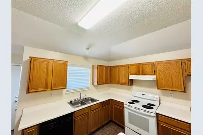 2011 Picadilly Boulevard, Mesquite, TX 75149 - Photo 5