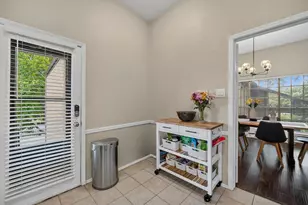 10401 High Hollows Dr, Dallas, TX 75230 - Photo 11