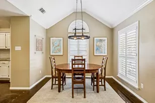 808 Canyon Valley Dr, McKinney, TX 75071 - Photo 9