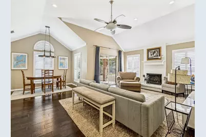 808 Canyon Valley Drive, McKinney, TX 75071 - Photo 5