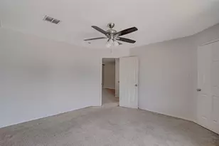 1044 Triple Crown Dr, Fort Worth, TX 76179 - Photo 35