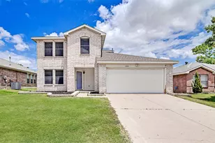 1044 Triple Crown Dr, Fort Worth, TX 76179 - Photo 1
