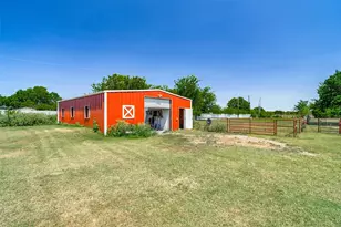 2705 County Rd 920, Crowley, TX 76036 - Photo 29