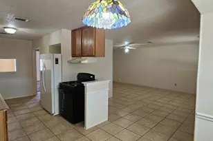 7205 Merry Ln, Fort Worth, TX 76112 - Photo 5
