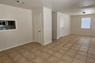 7205 Merry Ln, Fort Worth, TX 76112 - Photo 9