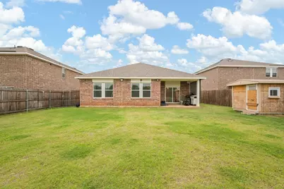 8 Glen Crossings Road, Edgecliff Village, TX 76134 - Photo 23