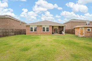 8 Glen Crossings Rd, Edgecliff Village, TX 76134 - Photo 23