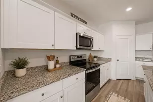 8 Glen Crossings Rd, Edgecliff Village, TX 76134 - Photo 19