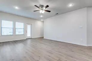 240 Kistler Dr, Little Elm, TX 75068 - Photo 7