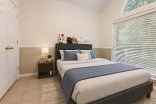 8708 Wellington Rd, Irving, TX 75063 - Photo 13