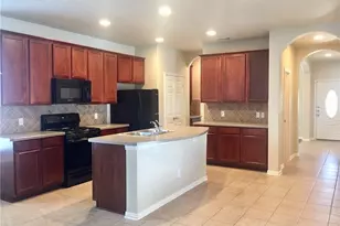 1016 Grey Fox Dr, Savannah, TX 76227 - Photo 5