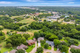 4731 Saddlebrook Dr, Benbrook, TX 76116 - Photo 35