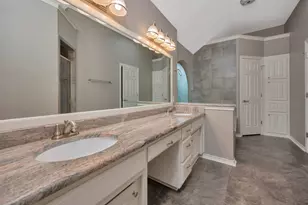4731 Saddlebrook Dr, Benbrook, TX 76116 - Photo 19