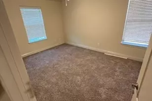 201 Seva Ct, Irving, TX 75061 - Photo 11