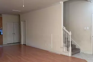 201 Seva Ct, Irving, TX 75061 - Photo 3