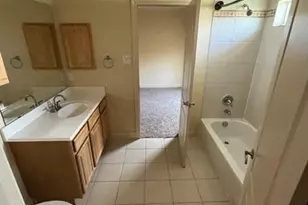 201 Seva Ct, Irving, TX 75061 - Photo 17