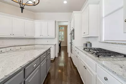 6413 Vicki Lane, Plano, TX 75093 - Photo 11