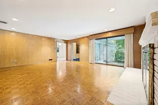 925 Knott Pl, Dallas, TX 75208 - Photo 13