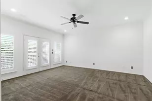 18323 Frankford Lakes Cir, Dallas, TX 75252 - Photo 25