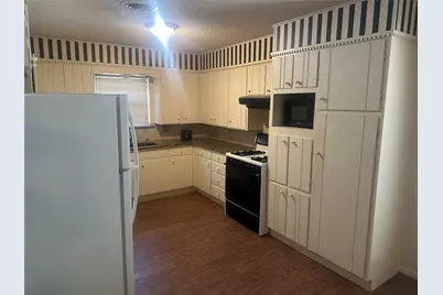 1507 N Matthews Street, Bowie, TX 76230 - Photo 7