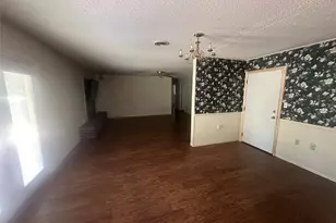 1507 N Matthews St, Bowie, TX 76230 - Photo 17