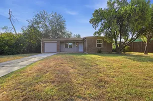 4500 Sherwood Dr, Mesquite, TX 75150 - Photo 1