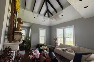 811 N Elm St, Sherman, TX 75090 - Photo 9