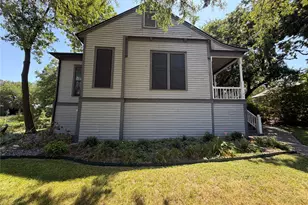 811 N Elm St, Sherman, TX 75090 - Photo 3