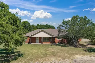 466 Co Rd 1180, Alvord, TX 76225 - Photo 5