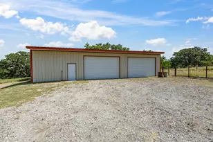 466 Co Rd 1180, Alvord, TX 76225 - Photo 17