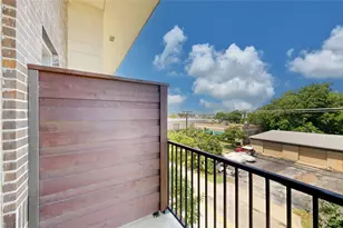 13228 Bee St, Farmers Branch, TX 75234 - Photo 31