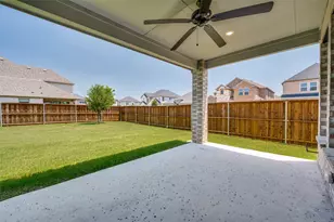 1932 Bristol St, Celina, TX 75009 - Photo 23
