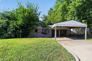 2108 Barton Dr, Arlington, TX 76010 - Photo 1