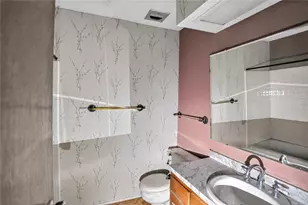 2108 Barton Dr, Arlington, TX 76010 - Photo 19